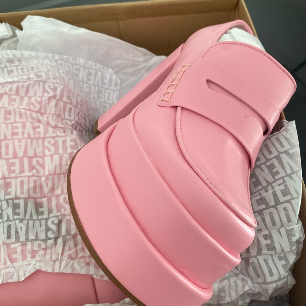 Steve Madden Pink Mules